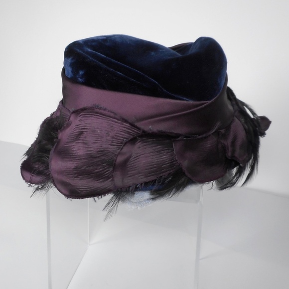 VTG Linda Farrell Hat Dark Blue Velvet Plum Scalloped Satin Trim Feathers Cloche main image 5